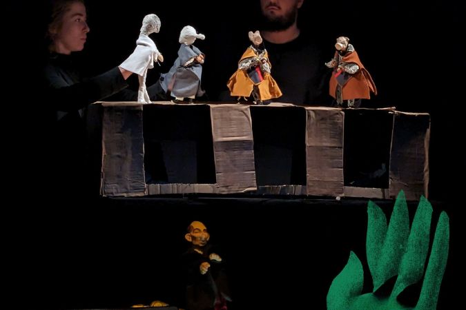 théâtre mains nues